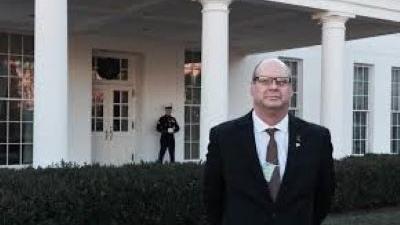 Tim Steller's Political Notebook: 'Green Shirt Guy' jolts sanctuary initiative campaign